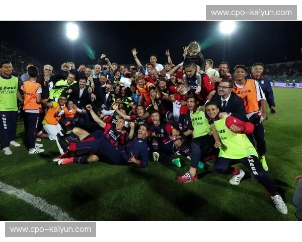 意甲赛场上的“小鬼当家”：切沃与恩波利，绿茵场上的青春风暴