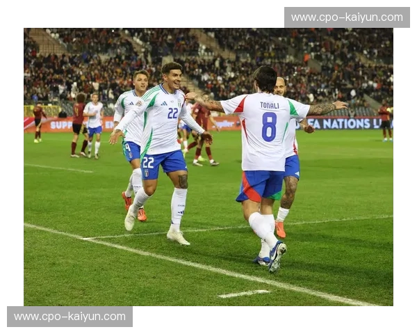 红星闪耀，皇马辉煌：一场跨越时空的足球史诗